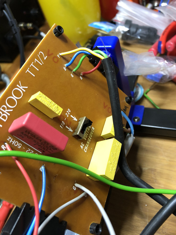 5%Y2a3XERHGhQHCAhDCq%w