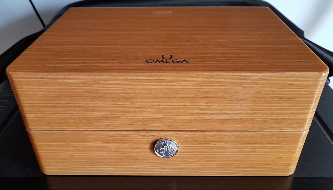 Ω Seamaster Diver 300M Co-Axial Master Chronometer 42mm  (3)