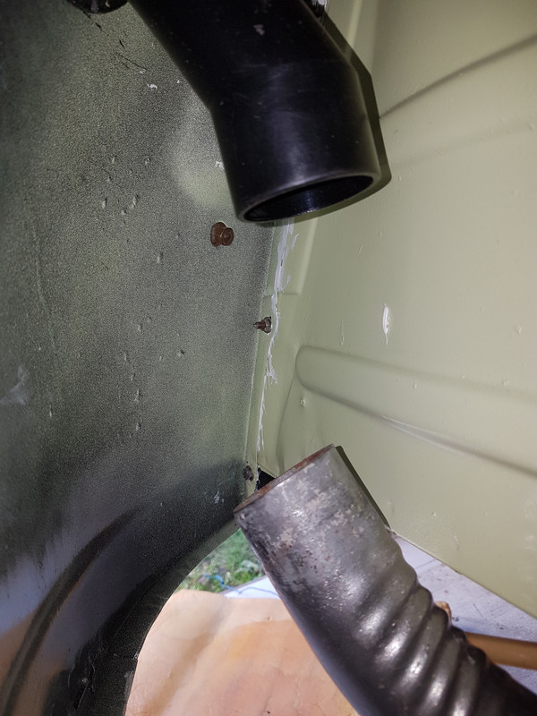 Goulotte réservoir (3)