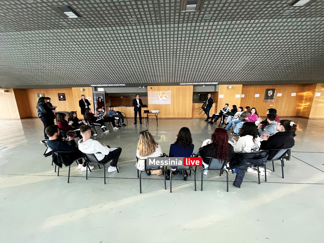 ΣΥΜΒΟΥΛΙΟ ΝΕΟΛΑΙΑΣIMG_9092