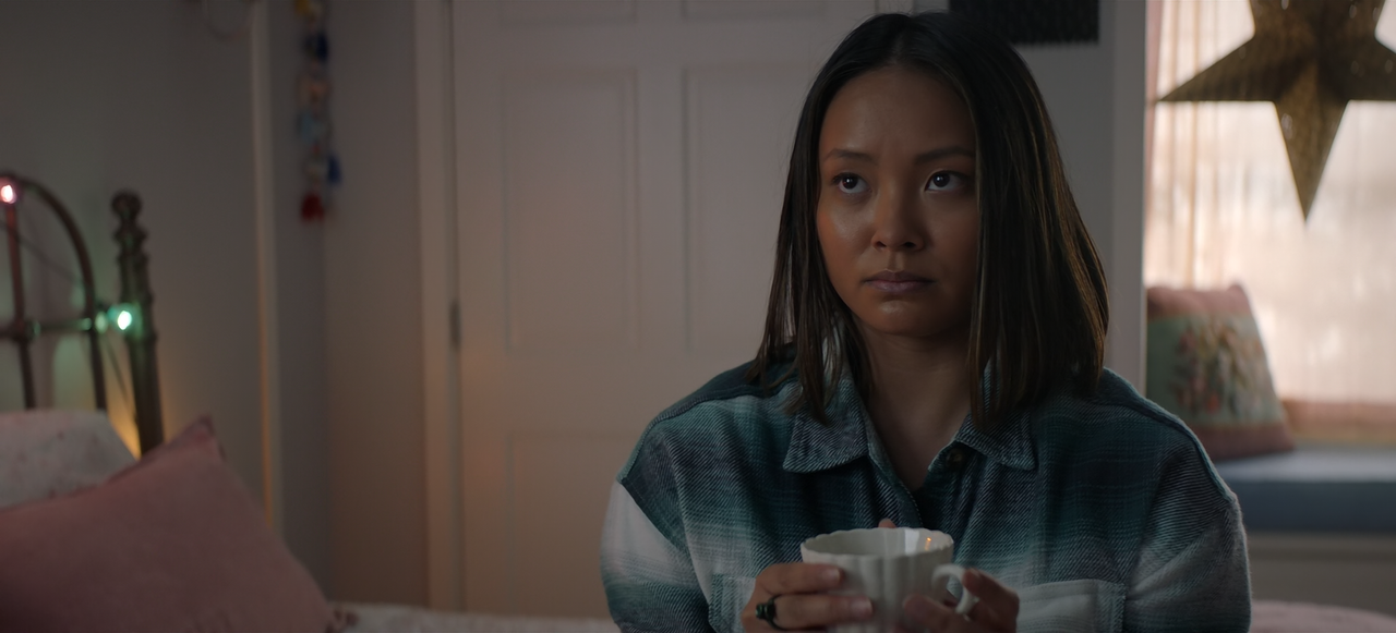 Stargirl.S02E12.Summer.School.Chapter.Twelve.1080p.10bit.BluRay.AAC5.1.HEVC-Vyndros.mkv_snapshot_14.