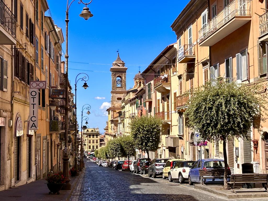 Жаркий сентябрь на побережье Тирренского моря.