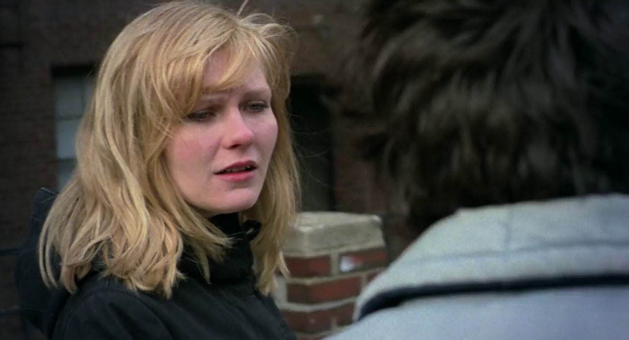 Eternal-Sunshine-of-the-Spotless-Mind-2004-REMASTERED-Hindi-English-Blu-Ray-720p-x264-AVC-AAC-2ch