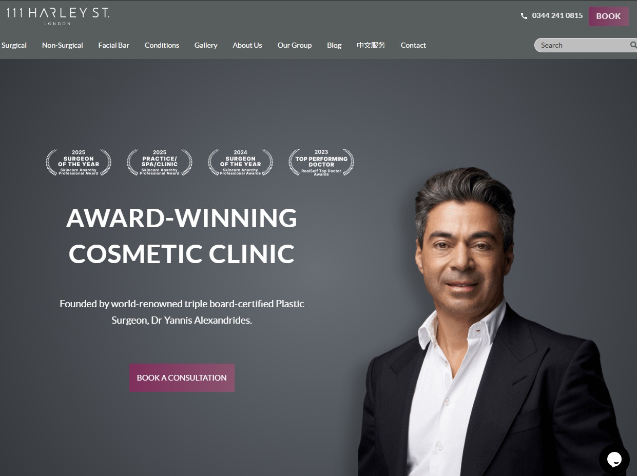 111harleyst plastic surgeon clinic. Surgeon portrait on clinic homepage.