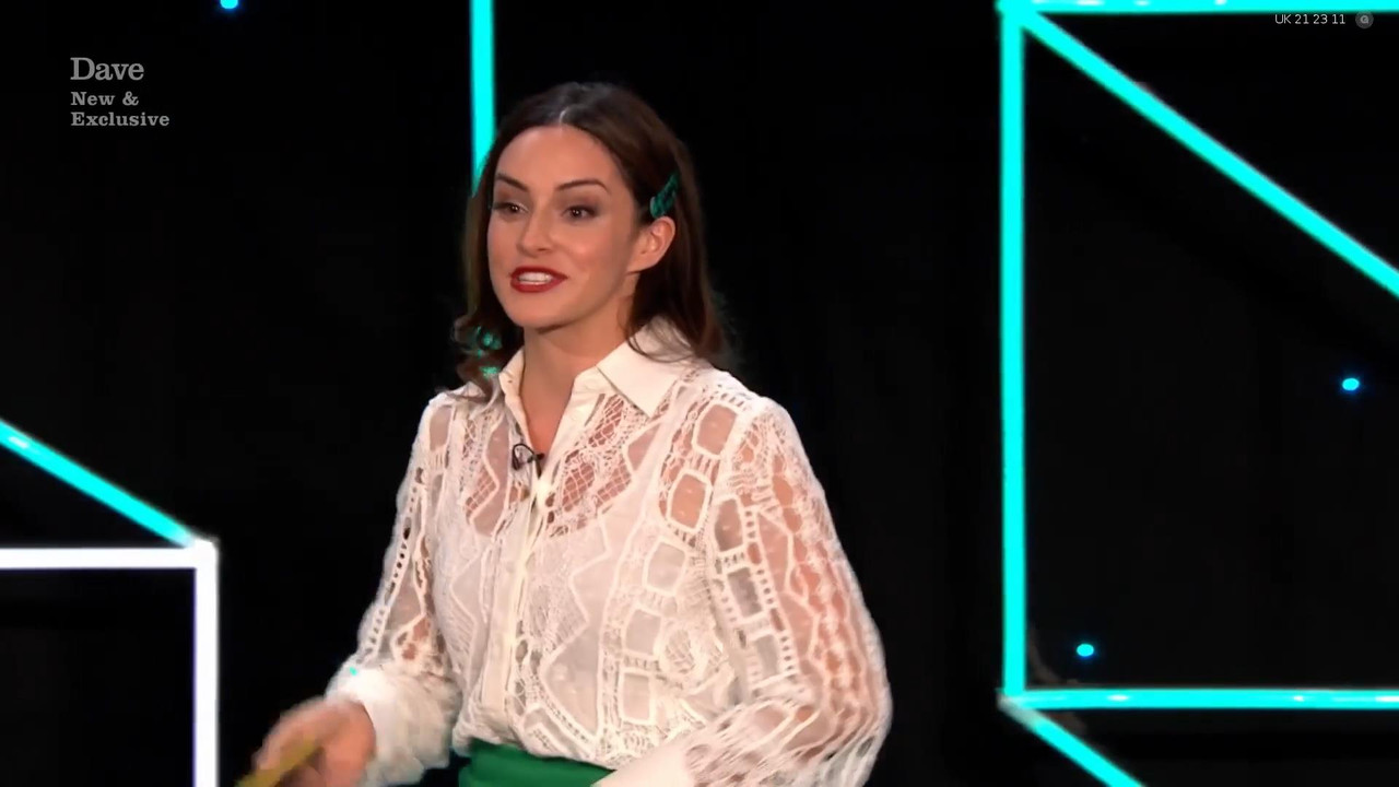 11.17 - 21.00.00 - Comedians Giving Lectures. Host Sara Pascoe Is Joi...-1.m4v_snapshot_28.46_[2021.