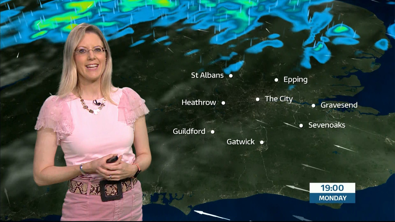 ITV News London_20231002_18001830.ts_snapshot_26.24.601