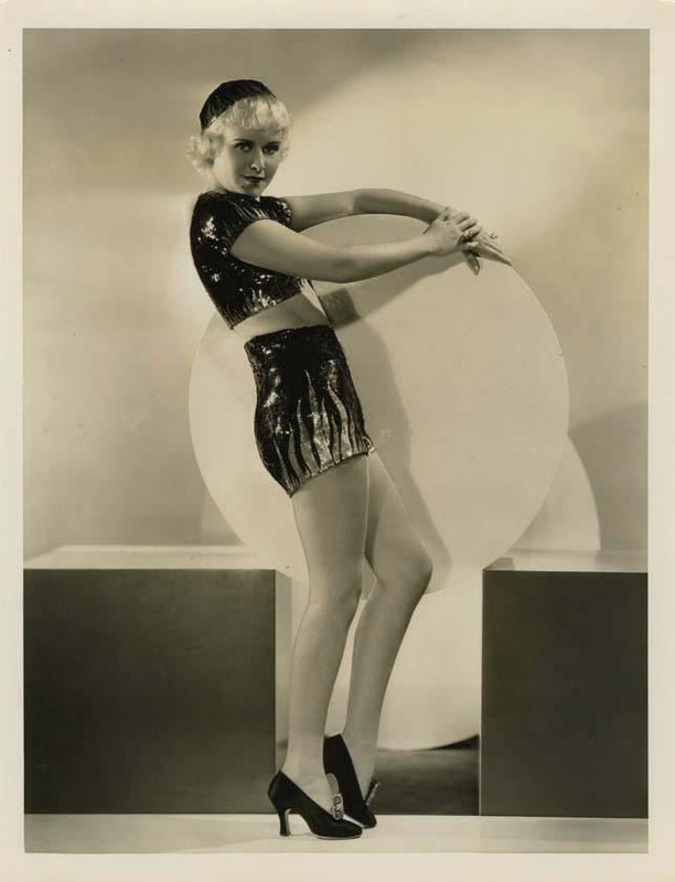 paulette_goddard_mb46