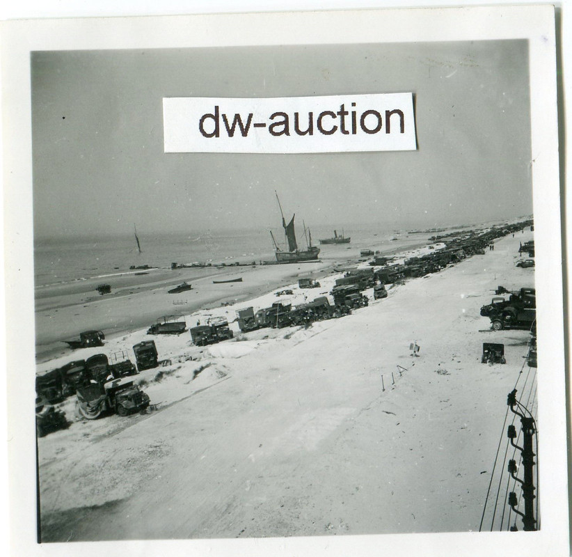 Dünkirchen Dunkerque , zerstörte Fahrzeuge am St