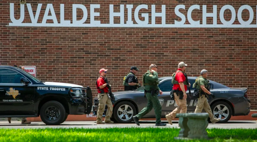 “Basta al tráfico de armas”, dice el Papa tras tiroteo en escuela de Texas