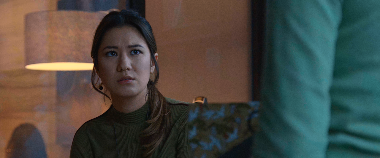 mpv-shot_The.Voyeurs.2021.2160p.UHD.AMZN.WEB-DL.HDR.HEVC-Нечипорук_00_11_21_0003