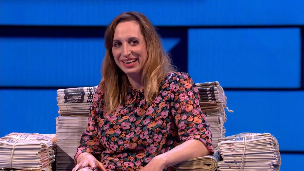 Isy Suttie 171021.mp4_snapshot_06.55_[2021.10.17_03.05.25]