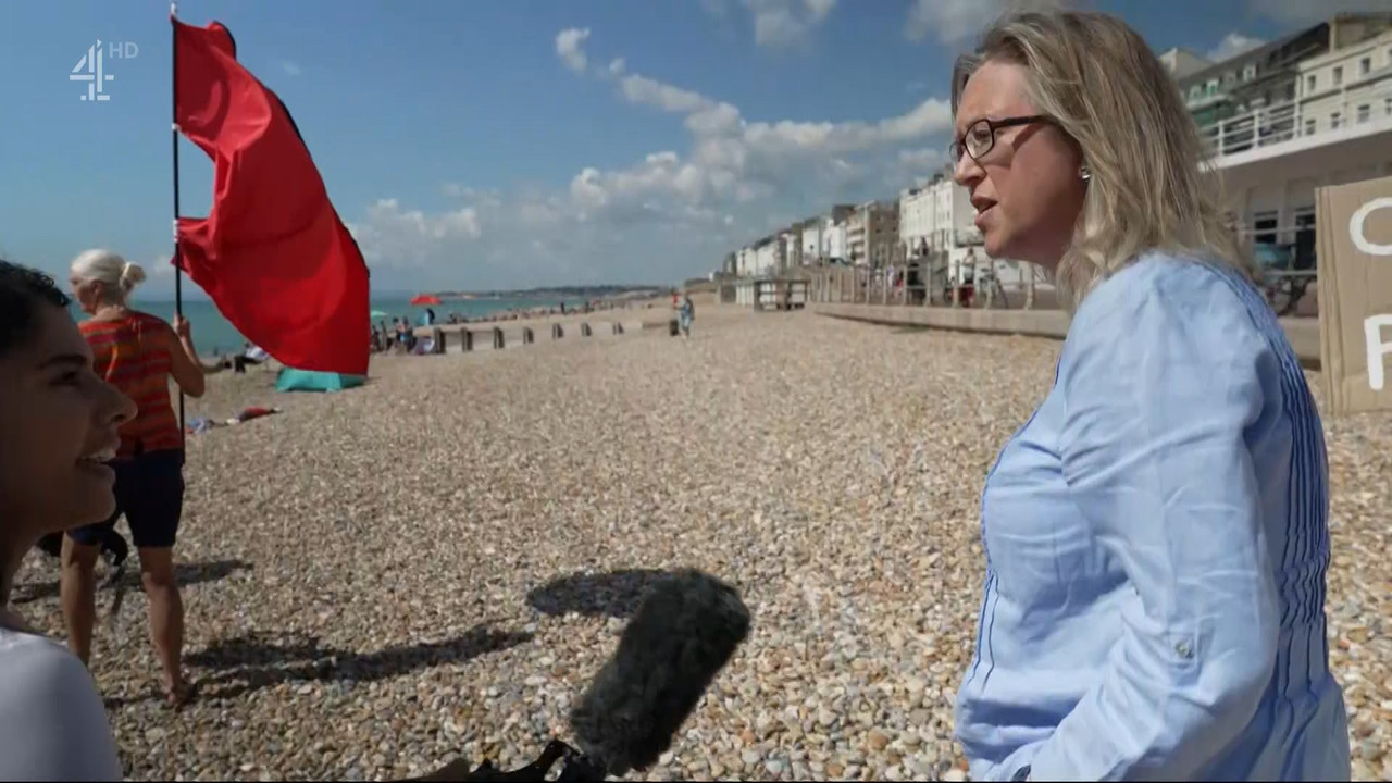 Channel 4 News_20220826_19002000.ts_snapshot_00.36.07.469