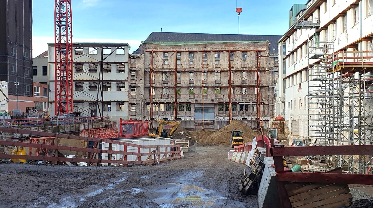 20240926-171828-Shift-N.jpg