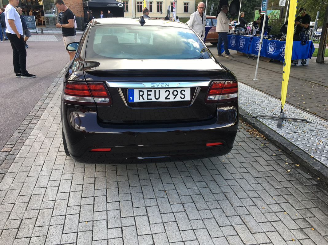 94A11D66-4BD6-4C7F-8974-6A8DDEEBB0C9