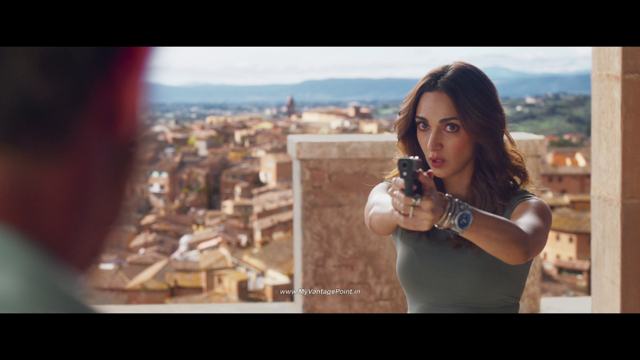 40-Kiara-Advani-in-WAR-2-2025-Movie-with-Hrithik-Roshan-My-Vantage-Point