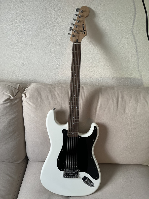 B2EF95C1-E22F-46BE-A3DE-8155E100DCB2