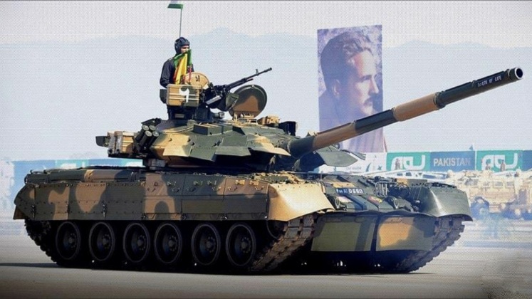 ukr-nok-ltal-sz-ll-tott-paki-T-80-UD.jpg