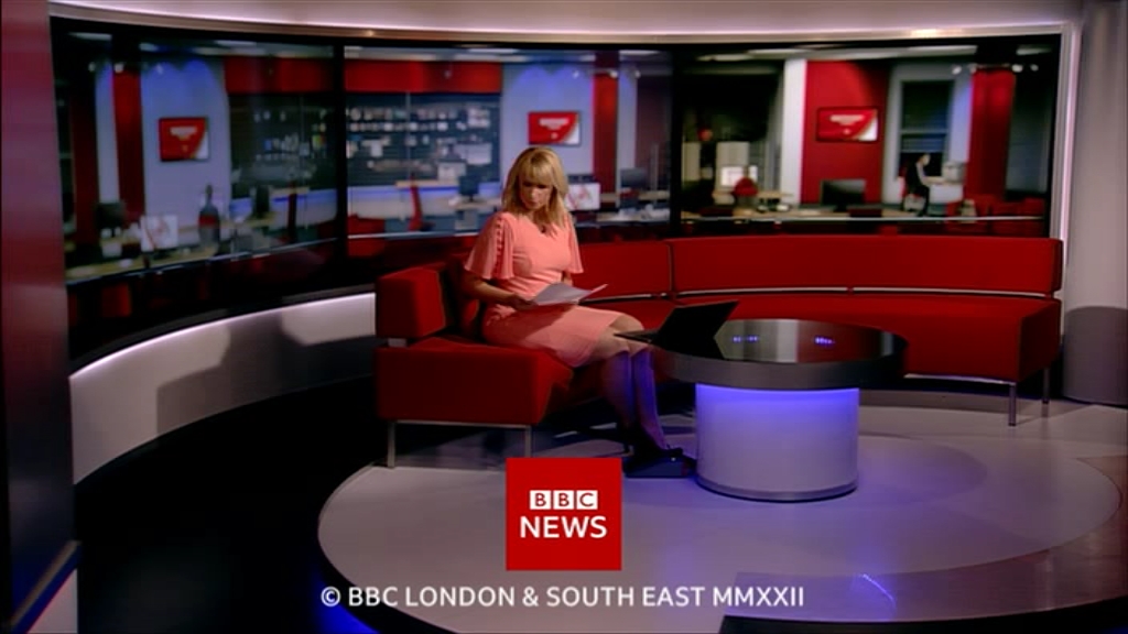 BBC London News_20220403_22452250.ts_snapshot_06.53.368