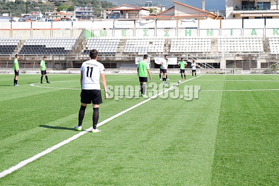 , &Pi;&rho;&omega;&tau;&alpha;&theta;&lambda;&eta;&tau;ή&sigmaf; &Mu;&epsilon;&sigma;&sigma;&eta;&nu;ί&alpha;&sigmaf; &tau;&omicron; 3&omicron; &Lambda;ύ&kappa;&epsilon;&iota;&omicron; &Kappa;&alpha;&lambda;&alpha;&mu;ά&tau;&alpha;&sigmaf;, &mu;&epsilon; &tau;&omicron;&upsilon;&sigmaf; &mu;&alpha;&theta;&eta;&tau;έ&sigmaf; &sigma;&tau;&iota;&sigmaf;… &tau;&alpha;&rho;ά&tau;&sigma;&epsilon;&sigmaf; (&phi;&omega;&tau;ό & &beta;ί&nu;&tau;&epsilon;&omicron;)