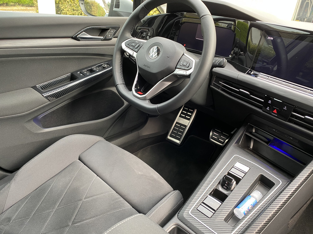 1DE487B4-9E1E-4351-AE6C-9D749CC6E2CC