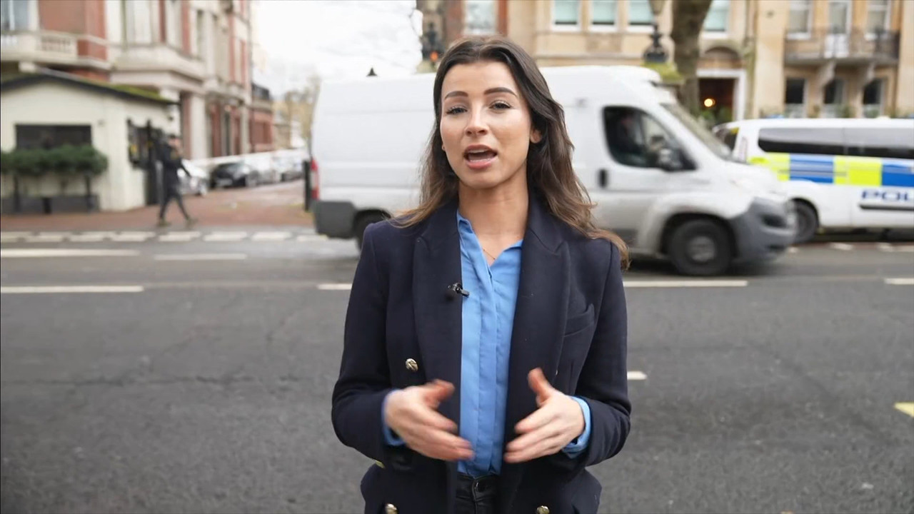 BBC London News_20240217_17401745.ts_snapshot_03.34.651