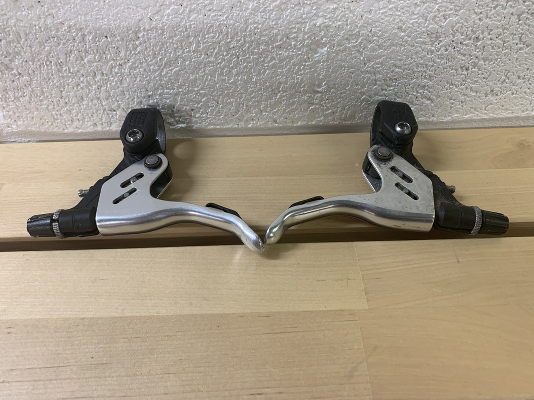 40704801-601D-44E2-8363-7DD917CC50EB