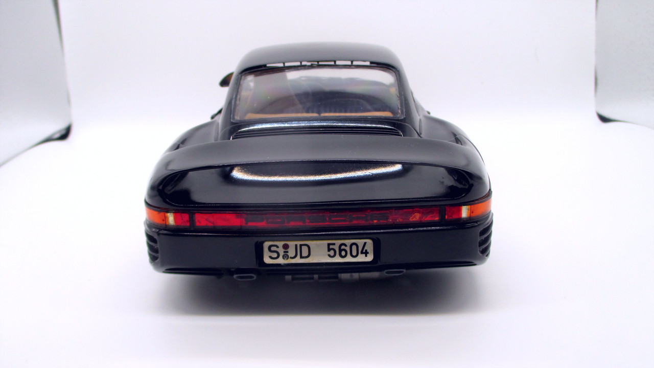 Testors/Fujimi 1/16 Porsche 959 IMG-0215