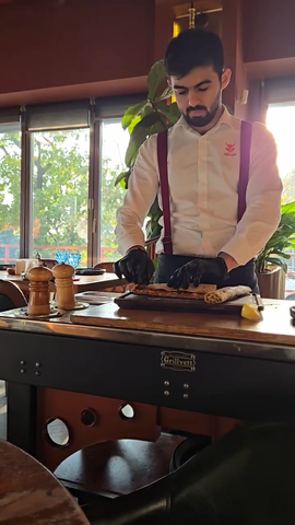 1761553657860 mp4 000003640