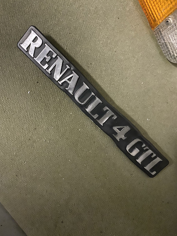 3AD52EB1-F3E4-45B0-967E-9C7C903AB2AC