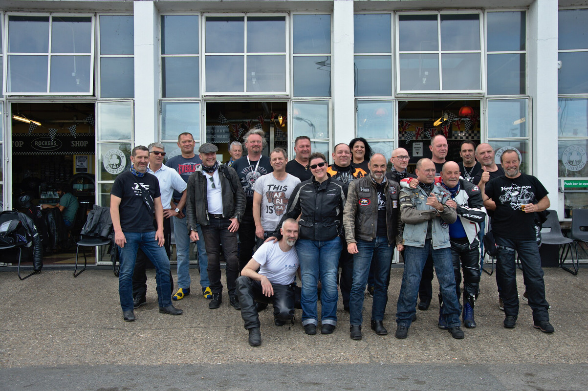 Vmax Tour 2019 au TT à l'île de Man R-DSC7962
