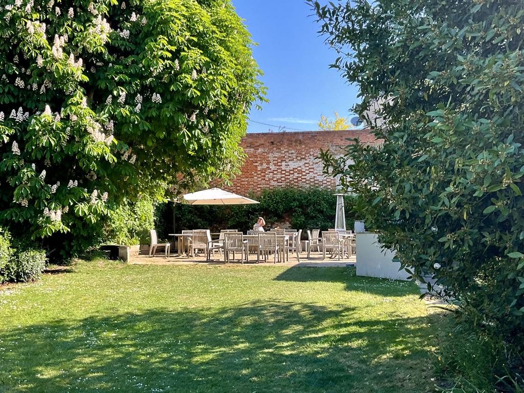 Пёстрая лента. Путешествие по сельским дорогам Англии в мае 2025 г.