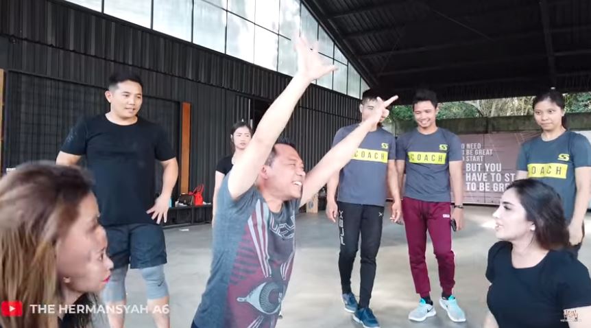 Anang Hermansyah pura-pura pingsan