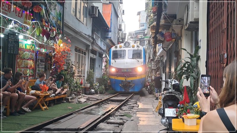 Último día en Hanoi, nos vamos a Camboya. - De la bahía de Halong a los templos de Angkor (7)