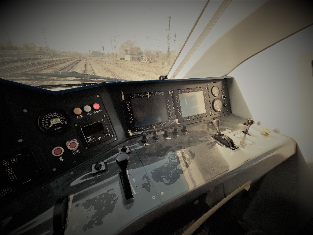 07-CRRC-ZELC-Bison.jpg