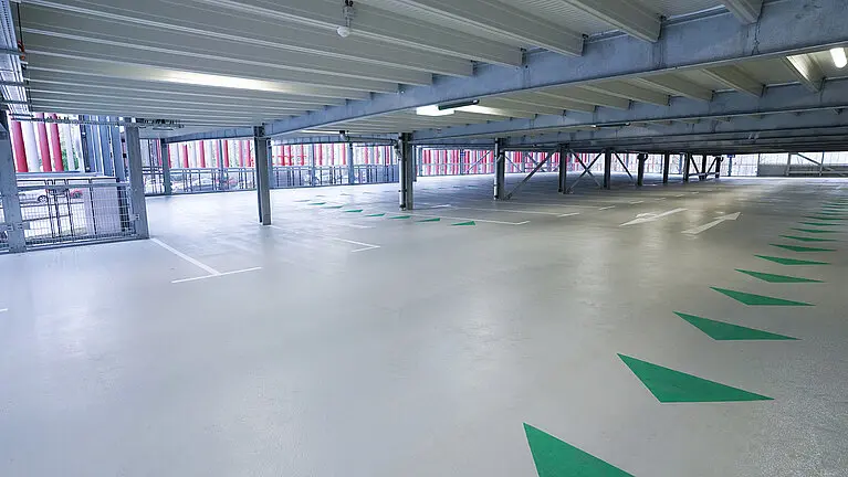 2023-12-uni-paderborn-neues-parkhaus-uni-3.webp