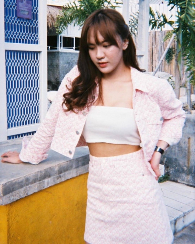 8B045C8D-CC94-4B6A-9F2F-C8A744AB1245