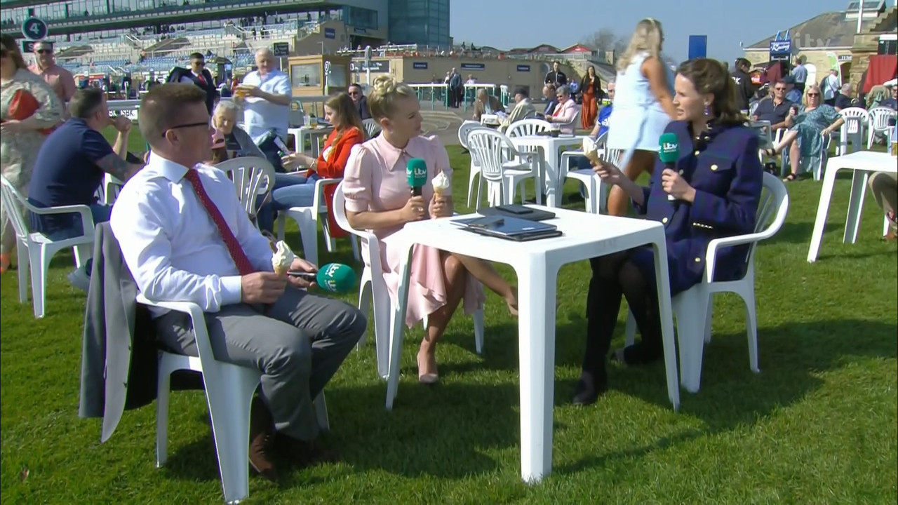 ITV Racing Live from Doncaster_20220326_13001600.ts_snapshot_00.02.54.326