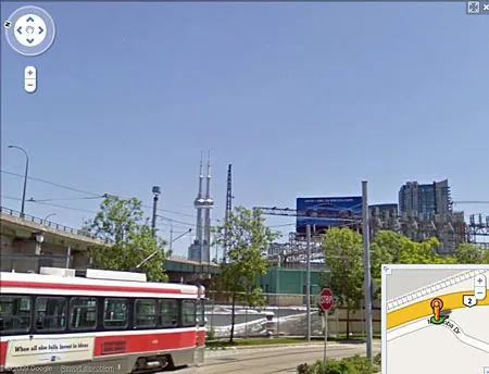 twin-cn-towers.webp