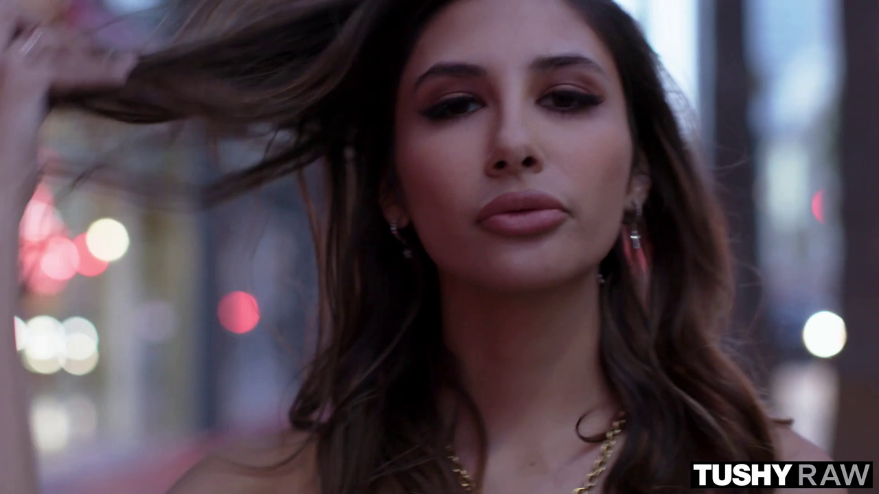 vlcsnap-2021-12-02-19h00m36s050