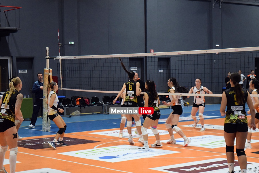 ml-apollonas-volley-perseas-DSC-1868