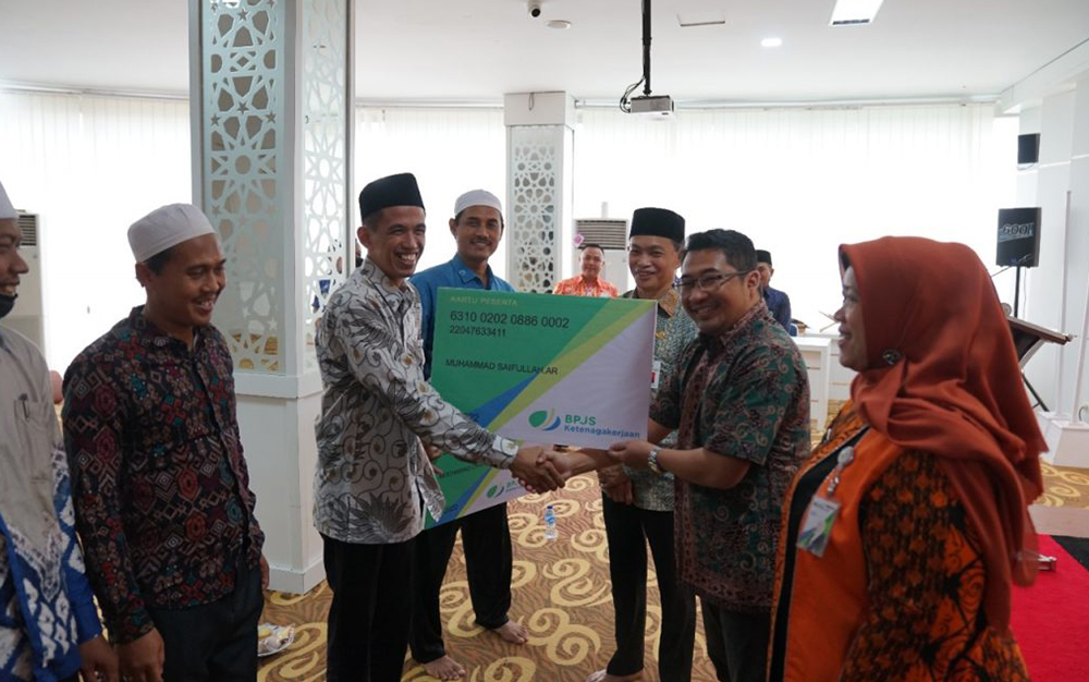 Ribuan Guru Ngaji di Tanah Bumbu Terlindungi Program BPJS