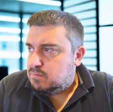 ΦΙΛΙΠΠΟΣ ΚΑΡΑΓΙΩΡΓΗΣ: ΤΟ ΔΟΓΜΑ ΤΗΣ ΕΚΚΕΝΩΣΗΣ ΚΑΙ ΤΟ ΘΕΑΤΡΟ ΤΗΣ ΒΙΝΤΕΟΚΛΗΣΗΣ