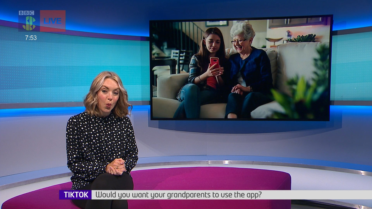Newsround_20220512_07450800.ts_snapshot_09.19.170