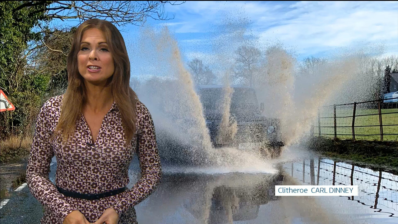 01.04 - 18.00.00 - ITV News Granada Reports. All the latest news, spo....ts_snapshot_12.21.595