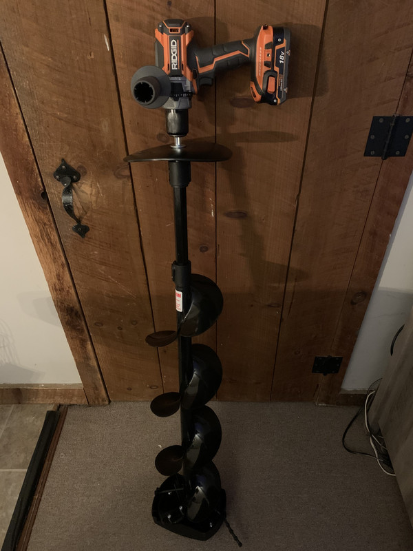 01E51E47-6E2F-43FF-B9E6-64A10183FB14