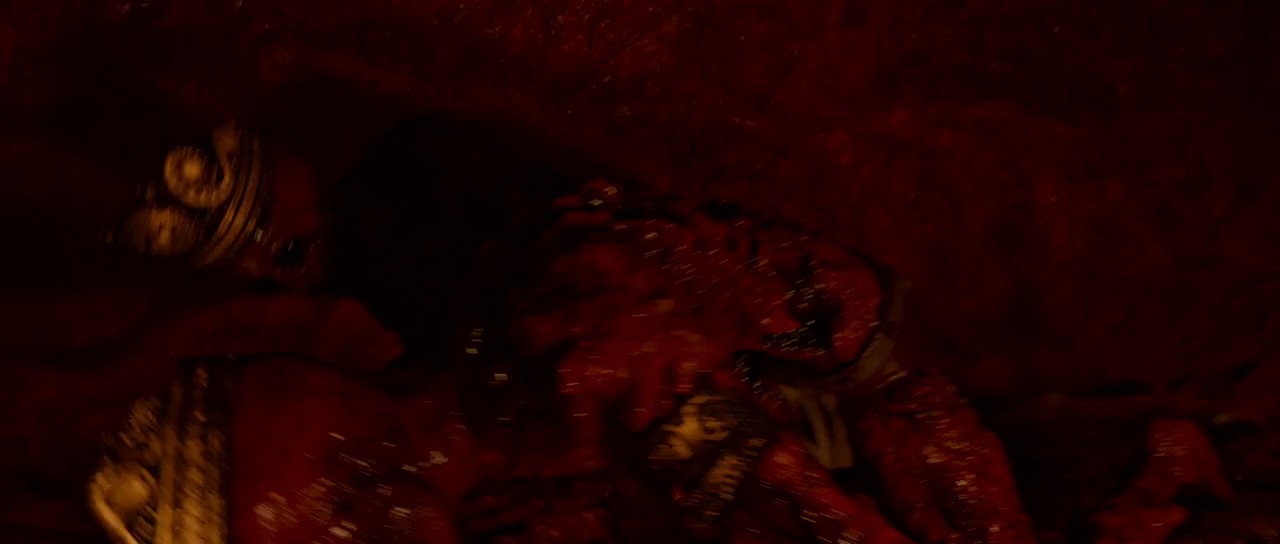 Tumbbad-2018-Hindi-Marathi-AMZN-WEBRip-720p-x264-AVC-AAC-6ch-ESub-mkv-0006