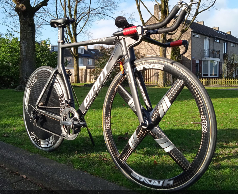 4C1E3853-78E3-42BE-9965-50C052044A0E