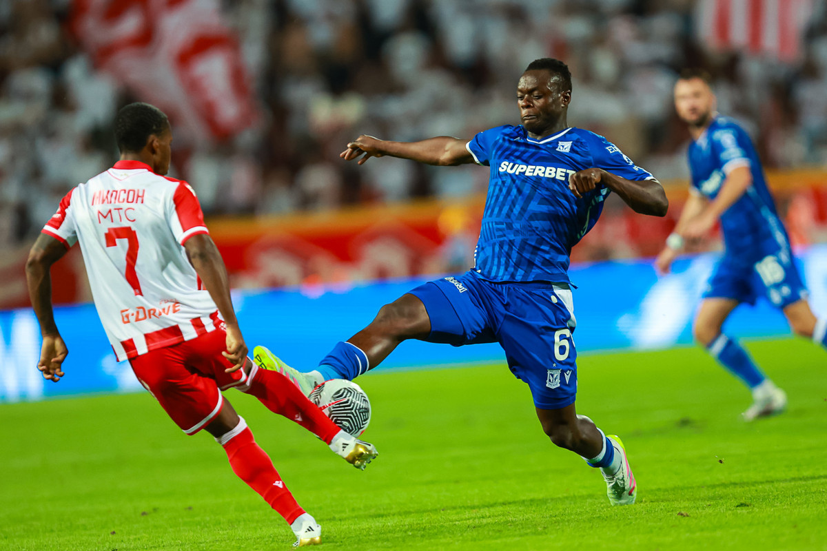 Genk vs Lech Poznan, 01h00 ngày 29/08