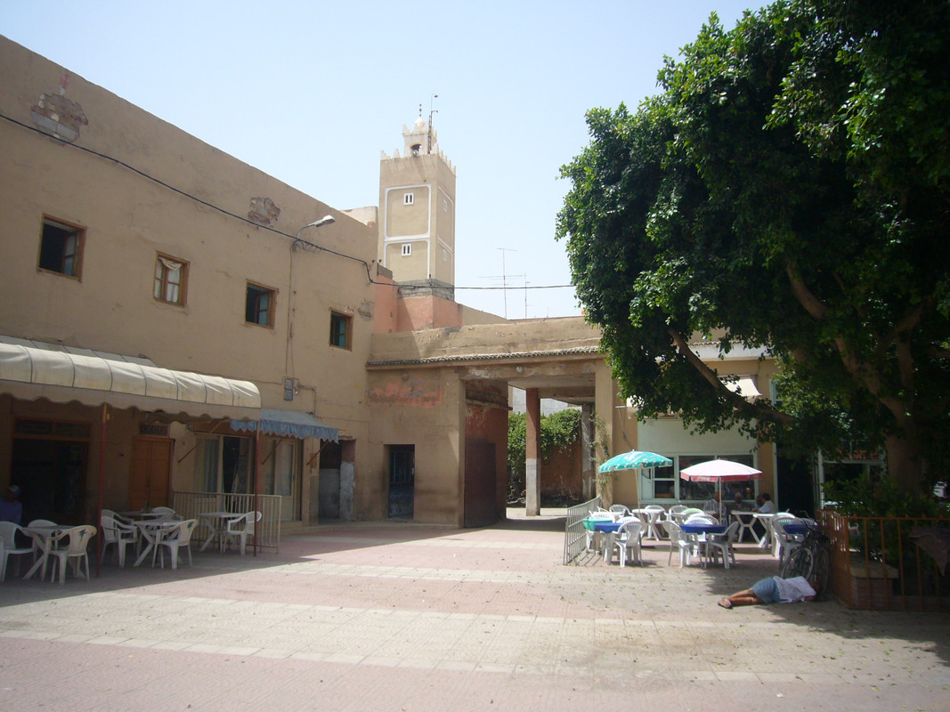 Historia : Taroudant, la ciudad rebelde, Ciudad-Marruecos (3)