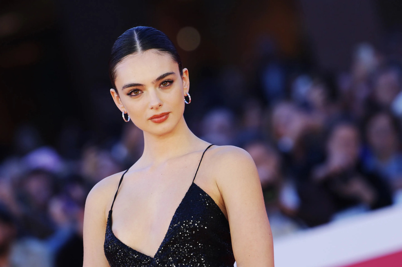 Deva Cassel Nip Slip Le Fantome De LOpera Rome FF94